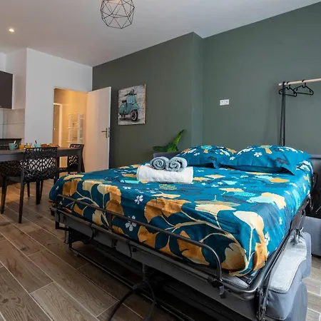 Loc Trotteur Le Romarin Gare Sncf De Apartamento *